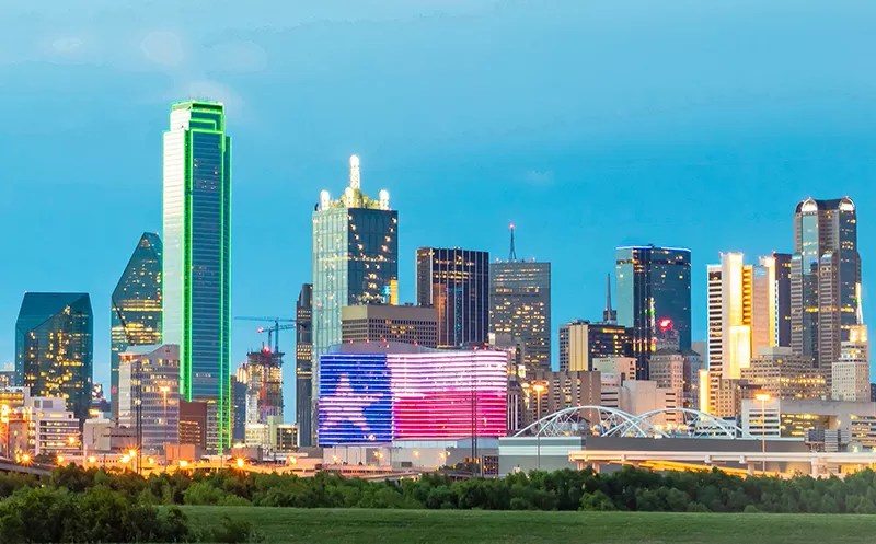 Young Professionals Finding Their Place in Dallas